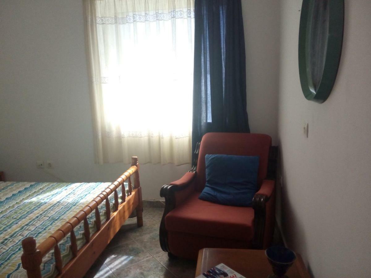 Anastasia - Efthimios Apartments Agios Konstantinos  Εξωτερικό φωτογραφία